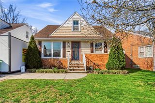 1714 E 294th Street, Wickliffe, OH 44092