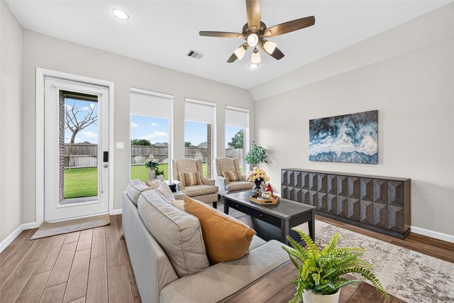 5002 Morrison Drive, Manvel, TX 77578