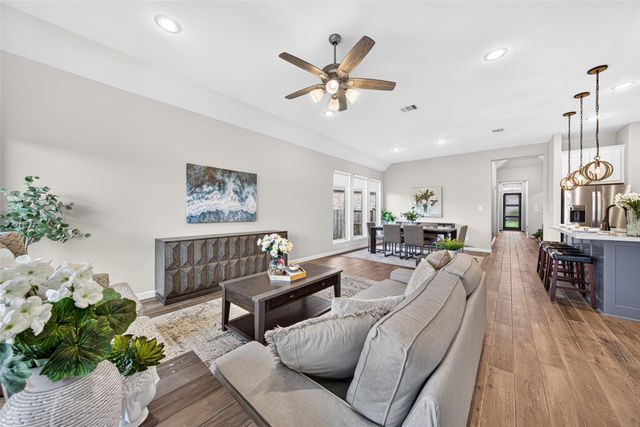 5002 Morrison Drive, Manvel, TX 77578