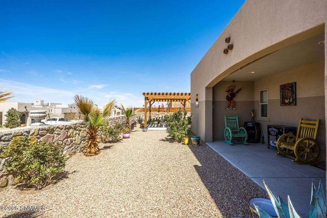 4623 Monument Court, Las Cruces, NM 88011