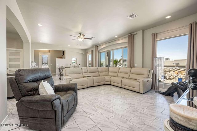 4623 Monument Court, Las Cruces, NM 88011