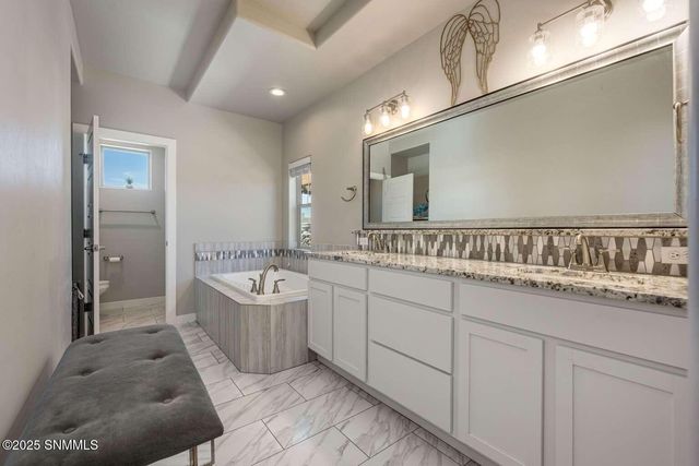 4623 Monument Court, Las Cruces, NM 88011