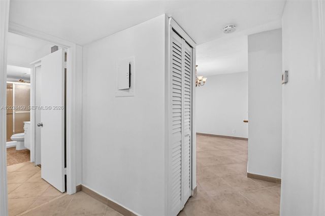 2615 NE 1st Court 303, Boynton Beach, FL 33435