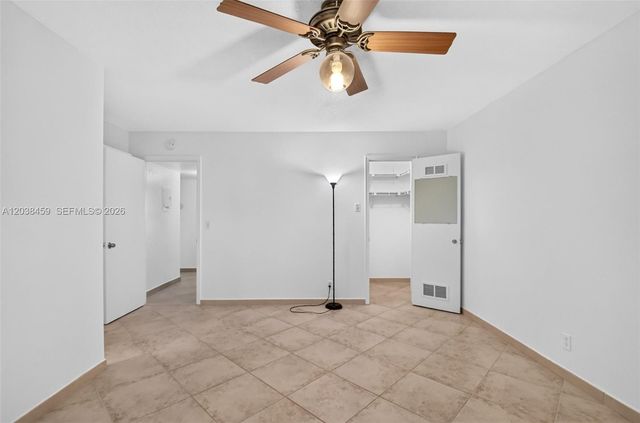 2615 NE 1st Court 303, Boynton Beach, FL 33435