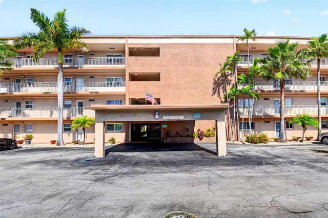 2615 NE 1st Court 303, Boynton Beach, FL 33435