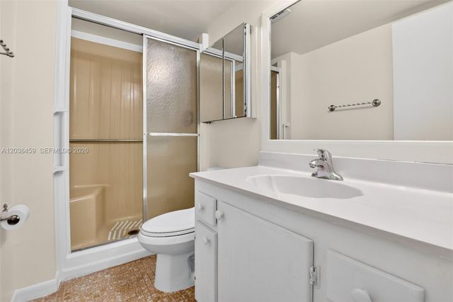2615 NE 1st Court 303, Boynton Beach, FL 33435