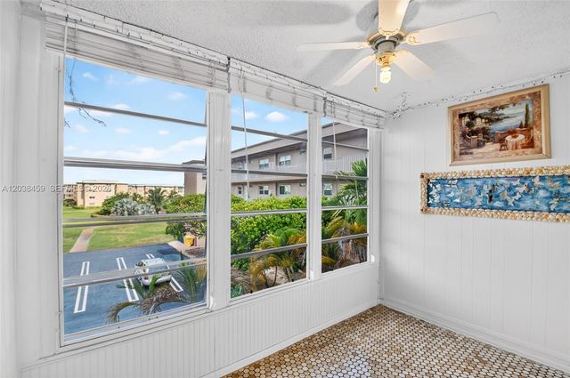 2615 NE 1st Court 303, Boynton Beach, FL 33435