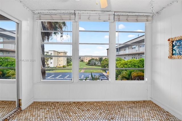 2615 NE 1st Court 303, Boynton Beach, FL 33435