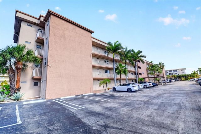 2615 NE 1st Court 303, Boynton Beach, FL 33435