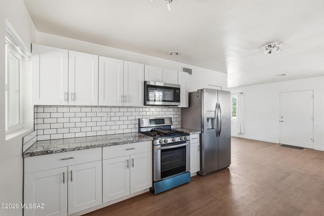4026 E Alhambra Place, Tucson, AZ 85711