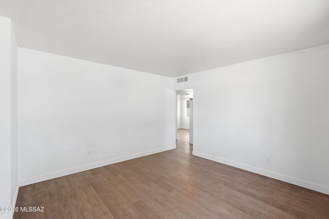 4026 E Alhambra Place, Tucson, AZ 85711