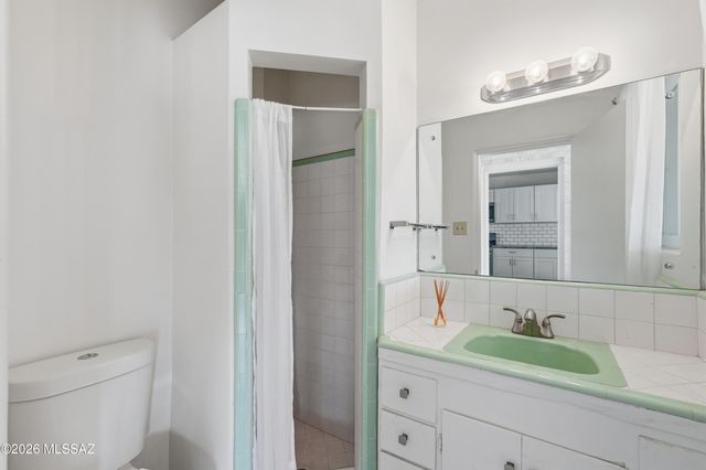 4026 E Alhambra Place, Tucson, AZ 85711