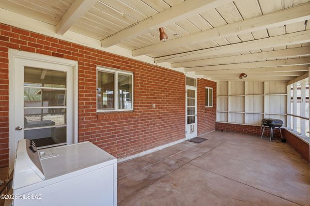 4026 E Alhambra Place, Tucson, AZ 85711