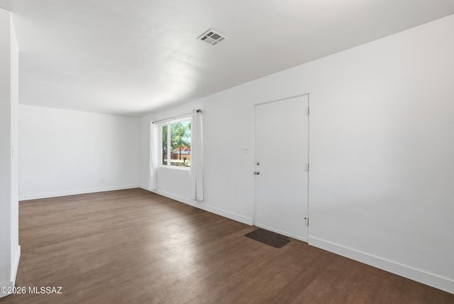 4026 E Alhambra Place, Tucson, AZ 85711