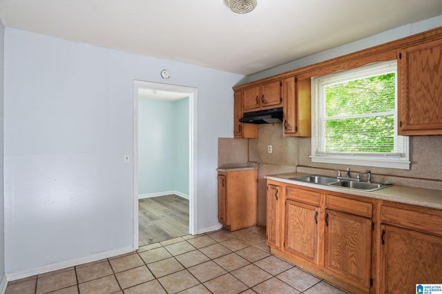 3216 WESLEY AVENUE SW, Birmingham, AL 35221