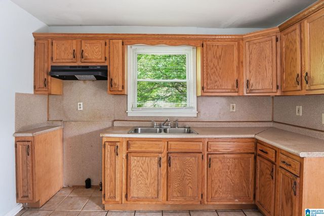 3216 WESLEY AVENUE SW, Birmingham, AL 35221