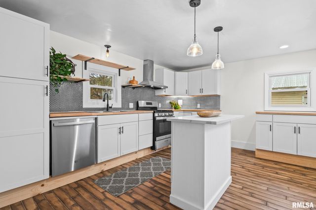 4758 Sturdy Road, Rochester, IL 62563