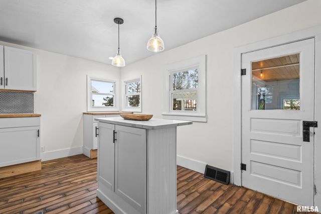 4758 Sturdy Road, Rochester, IL 62563