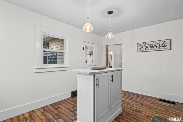 4758 Sturdy Road, Rochester, IL 62563