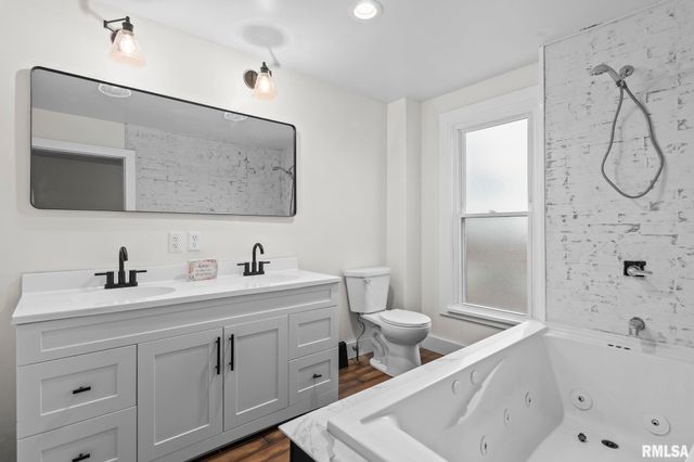 4758 Sturdy Road, Rochester, IL 62563