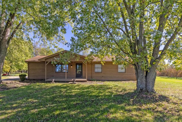 2972 Dixon Road SW, Pataskala, OH 43062
