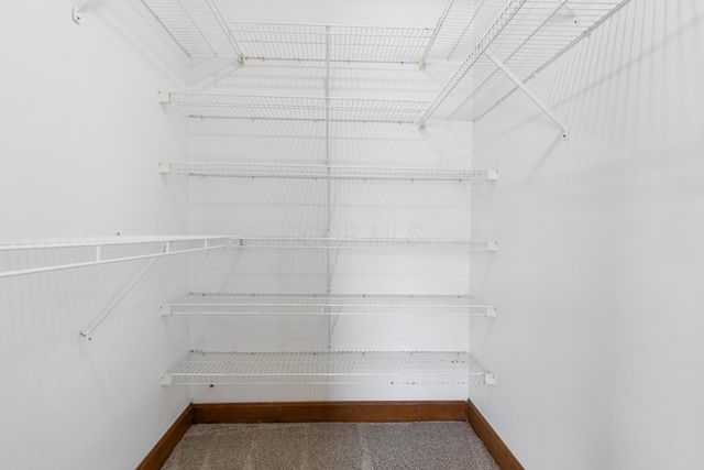 2972 Dixon Road SW, Pataskala, OH 43062