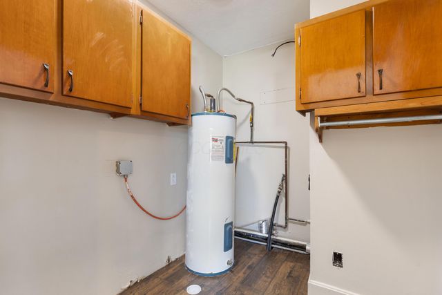 2972 Dixon Road SW, Pataskala, OH 43062