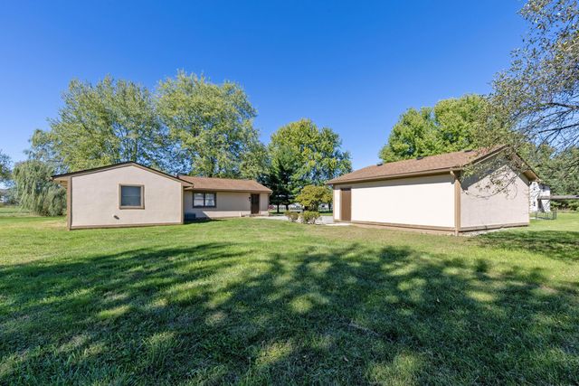 2972 Dixon Road SW, Pataskala, OH 43062