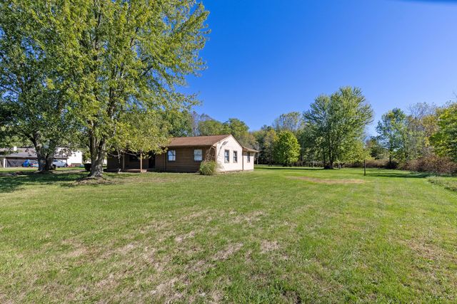 2972 Dixon Road SW, Pataskala, OH 43062