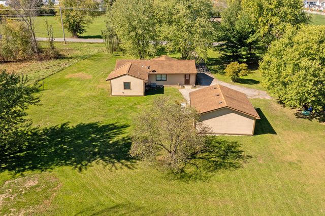 2972 Dixon Road SW, Pataskala, OH 43062