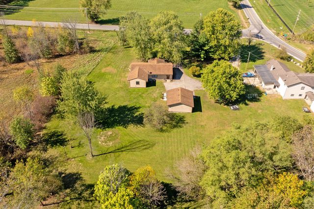 2972 Dixon Road SW, Pataskala, OH 43062