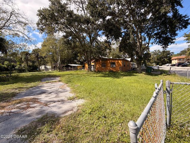 548 3rd Street, Holly Hill, FL 32117