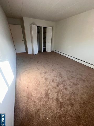 873 Main Street 2E, Hackensack, NJ 07601