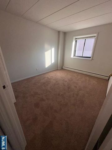 873 Main Street 2E, Hackensack, NJ 07601