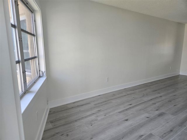 1300 N PORTOFINO DRIVE 406, Sarasota, FL 34242