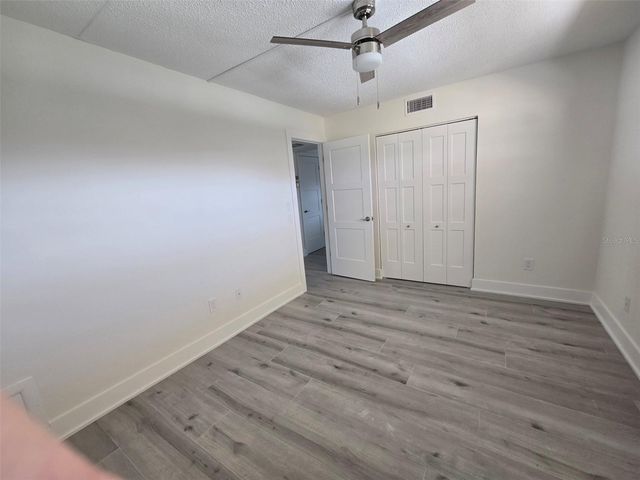 1300 N PORTOFINO DRIVE 406, Sarasota, FL 34242