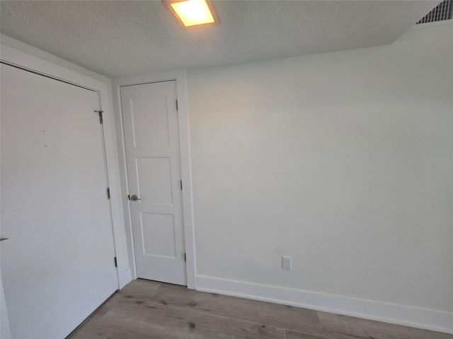 1300 N PORTOFINO DRIVE 406, Sarasota, FL 34242