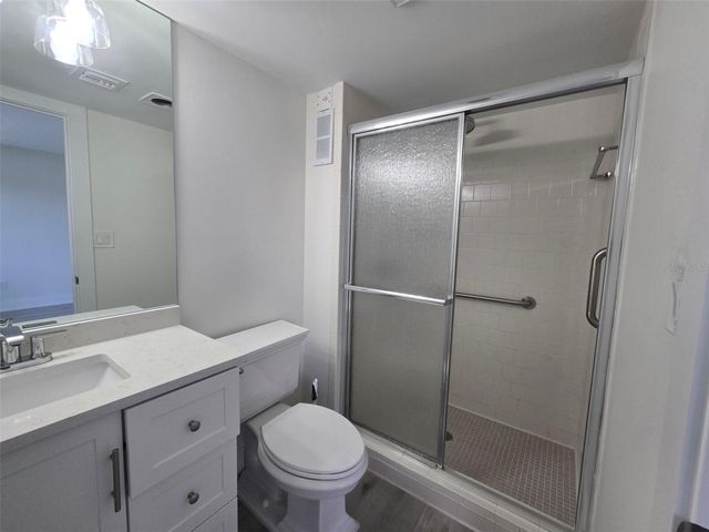 1300 N PORTOFINO DRIVE 406, Sarasota, FL 34242
