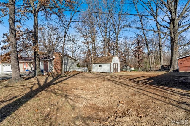 1 Marilyn Court, East Alton, IL 62024