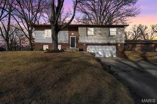 1 Marilyn Court, East Alton, IL 62024