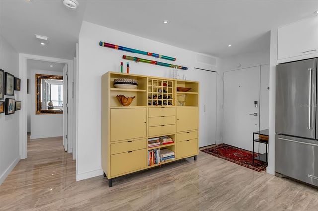 707 S GULFSTREAM AVENUE 802, Sarasota, FL 34236