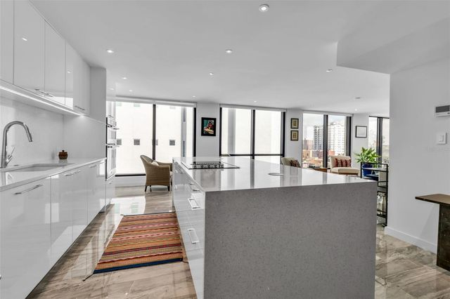 707 S GULFSTREAM AVENUE 802, Sarasota, FL 34236