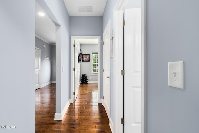 1259 Willow Springs Drive, Johnson City, TN 37604