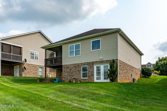 1259 Willow Springs Drive, Johnson City, TN 37604