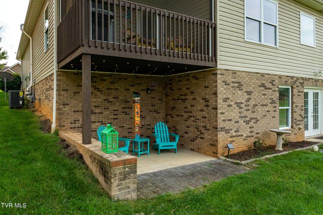 1259 Willow Springs Drive, Johnson City, TN 37604