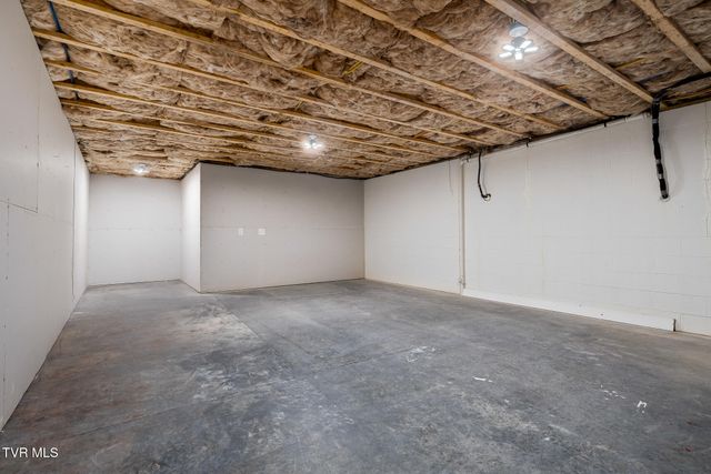 1259 Willow Springs Drive, Johnson City, TN 37604