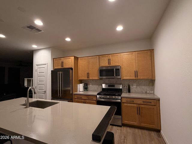 3757 N 100th Avenue, Avondale, AZ 85392