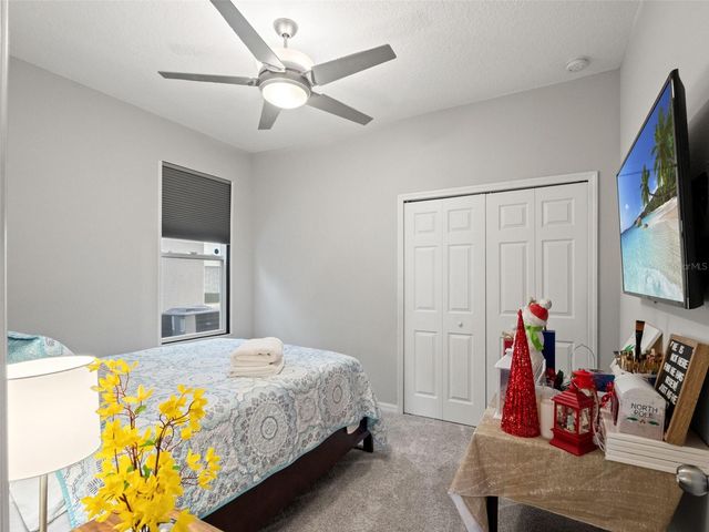 429 BLUE CYPRESS DR, Groveland, FL 34736