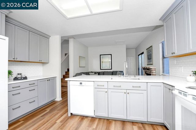 670 Rocky Creek Ter, Brentwood, CA 94513