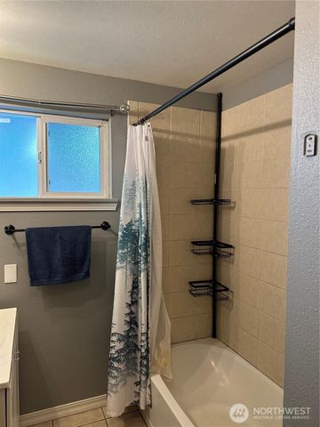 705 Grandview Avenue, Shelton, WA 98584